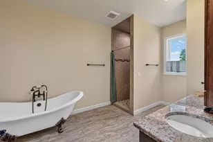 5209 Notre Dame Dr, Omro, WI 54963 - Photo 39