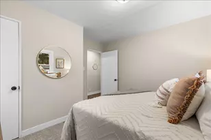 625 Pleasant Dr, West Bend, WI 53095 - Photo 13