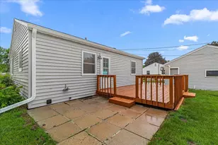625 Pleasant Dr, West Bend, WI 53095 - Photo 31
