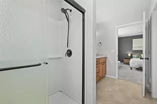 758 Burr Oak Ct, Oconomowoc, WI 53066 - Photo 21