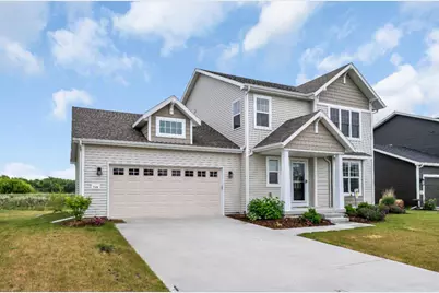 758  Burr Oak Ct, Oconomowoc, WI 53066 - Photo 1