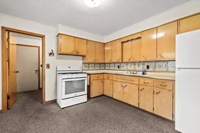 156  Chapel Ave, Twin Lakes, WI 53181 - Photo 7