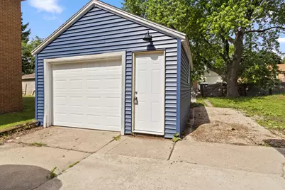 4167 N 60th St, Milwaukee, WI 53216 - Photo 13