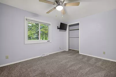 7033  Clover Ct, Lyons, WI 53105 - Photo 11