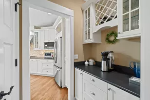 1180 Savannah Ct, Geneva, WI 53147 - Photo 9