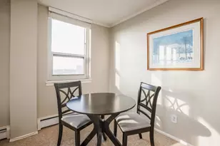 1707 N Prospect Ave, Milwaukee, WI 53202 - Photo 9