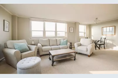 1707 N Prospect Ave #11B, Milwaukee, WI 53202 - Photo 5