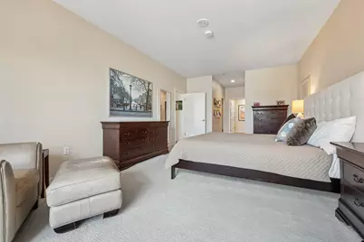 1522 N Prospect Ave #303, Milwaukee, WI 53202 - Photo 21