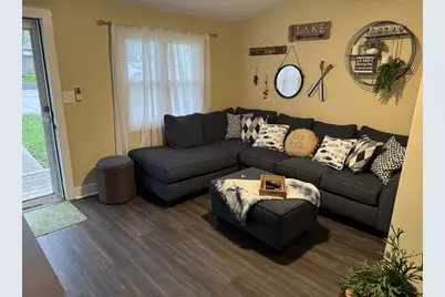 N6212 W Lakeshore Dr, Spring Prairie, WI 53105 - Photo 7