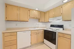 1305 W Main St, Lake Geneva, WI 53147 - Photo 5