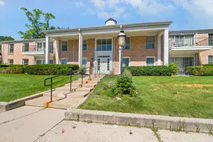 1305 W Main St, Lake Geneva, WI 53147 - Photo 1
