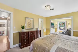 8755 N Pelham Pkwy, Bayside, WI 53217 - Photo 21