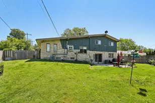 8755 N Pelham Pkwy, Bayside, WI 53217 - Photo 43