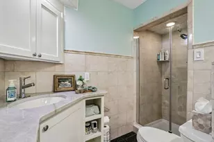 8755 N Pelham Pkwy, Bayside, WI 53217 - Photo 25