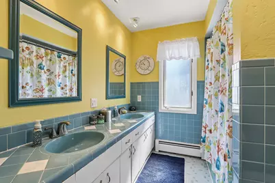 8755 N Pelham Pkwy, Bayside, WI 53217 - Photo 29