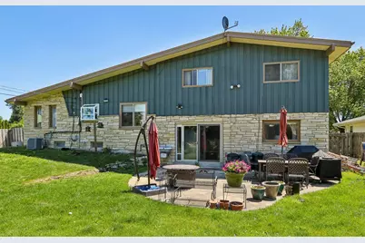 8755 N Pelham Pkwy, Bayside, WI 53217 - Photo 35