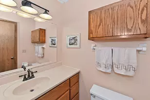 W178N9710 Riversbend Circle, Germantown, WI 53022 - Photo 17
