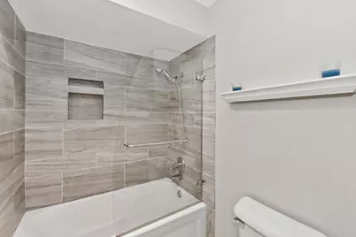 W178N9710  Riversbend Cir, Germantown, WI 53022 - Photo 15