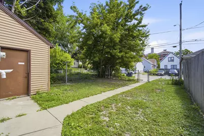 3156 N 24th Pl, Milwaukee, WI 53206 - Photo 27