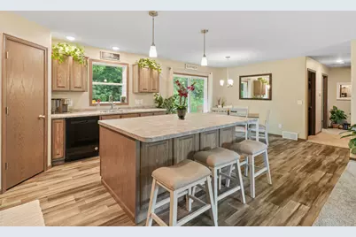 1296 E Bluff Rd, Whitewater, WI 53190 - Photo 7