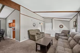 8415 12th St, Somers, WI 53144 - Photo 9