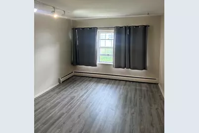 3119 S 122nd St #17, West Allis, WI 53227 - Photo 5