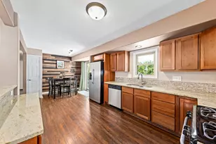 10820 W Stark St, Milwaukee, WI 53225 - Photo 15