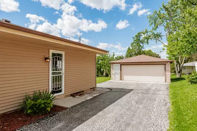 10820 W Stark St, Milwaukee, WI 53225 - Photo 5