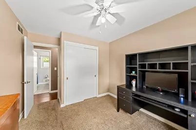 10820 W Stark St, Milwaukee, WI 53225 - Photo 21