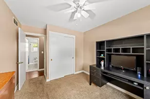 10820 W Stark St, Milwaukee, WI 53225 - Photo 21