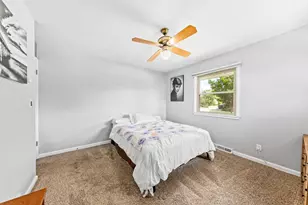 10820 W Stark St, Milwaukee, WI 53225 - Photo 19