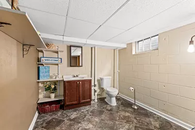 10820 W Stark St, Milwaukee, WI 53225 - Photo 31