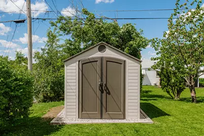 10820 W Stark St, Milwaukee, WI 53225 - Photo 43