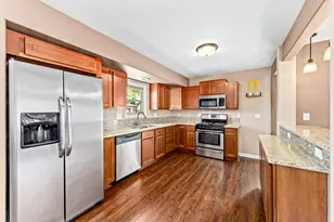 10820 W Stark St, Milwaukee, WI 53225 - Photo 11