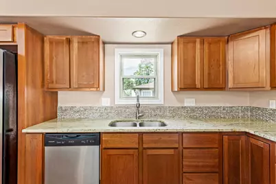 10820 W Stark St, Milwaukee, WI 53225 - Photo 17