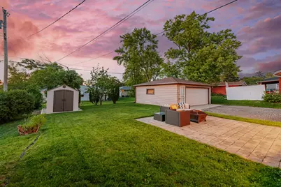 10820 W Stark St, Milwaukee, WI 53225 - Photo 51