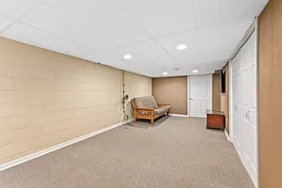 10820 W Stark St, Milwaukee, WI 53225 - Photo 27