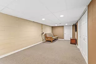 10820 W Stark St, Milwaukee, WI 53225 - Photo 27