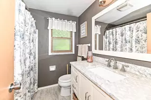 7524 N 90th St, Milwaukee, WI 53224 - Photo 25