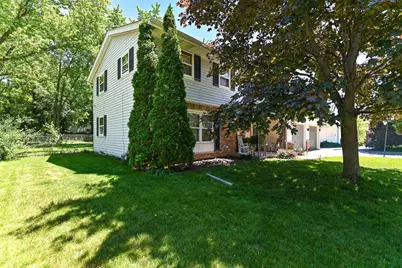 7524 N 90th St, Milwaukee, WI 53224 - Photo 3