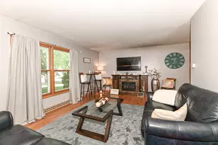 7524 N 90th St, Milwaukee, WI 53224 - Photo 7