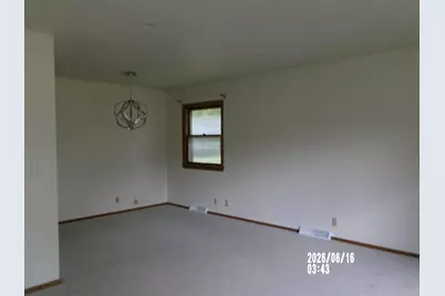 18620  Midland Pl, Brookfield, WI 53045 - Photo 3