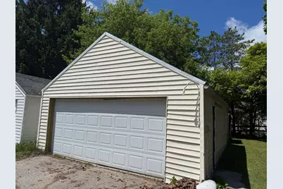 420 N 5th St, Manitowoc, WI 54220 - Photo 23