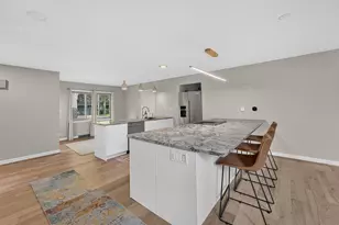 152 Lakefield Ct, Racine, WI 53402 - Photo 5