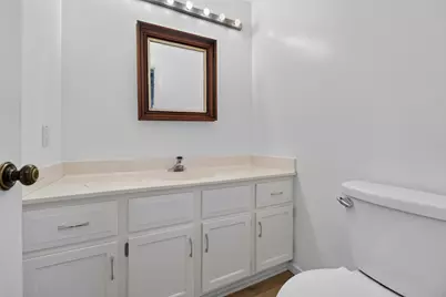 152  Lakefield Ct, Racine, WI 53402 - Photo 13