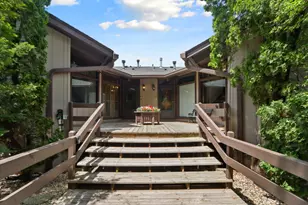 910 Windsor Ct, Fontana, WI 53125 - Photo 31