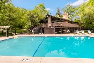910 Windsor Ct, Fontana, WI 53125 - Photo 37