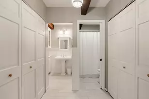 910 Windsor Ct, Fontana, WI 53125 - Photo 11