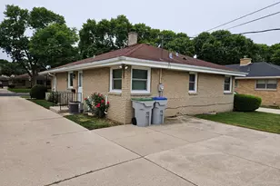 1838 W Plainfield Ave, Milwaukee, WI 53221 - Photo 21