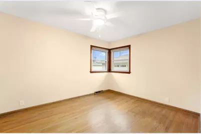 1838 W Plainfield Ave, Milwaukee, WI 53221 - Photo 13
